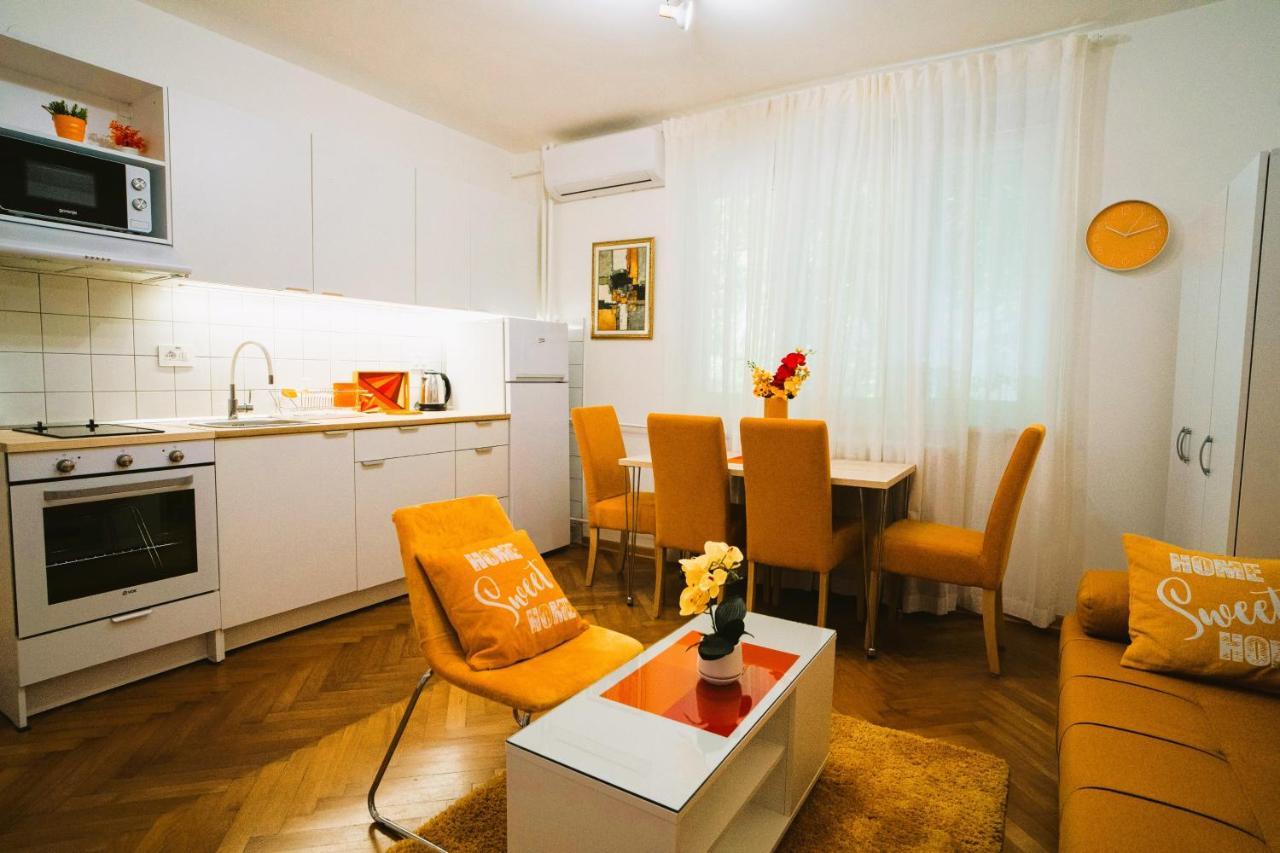 Golden Place Belgrade Exterior photo